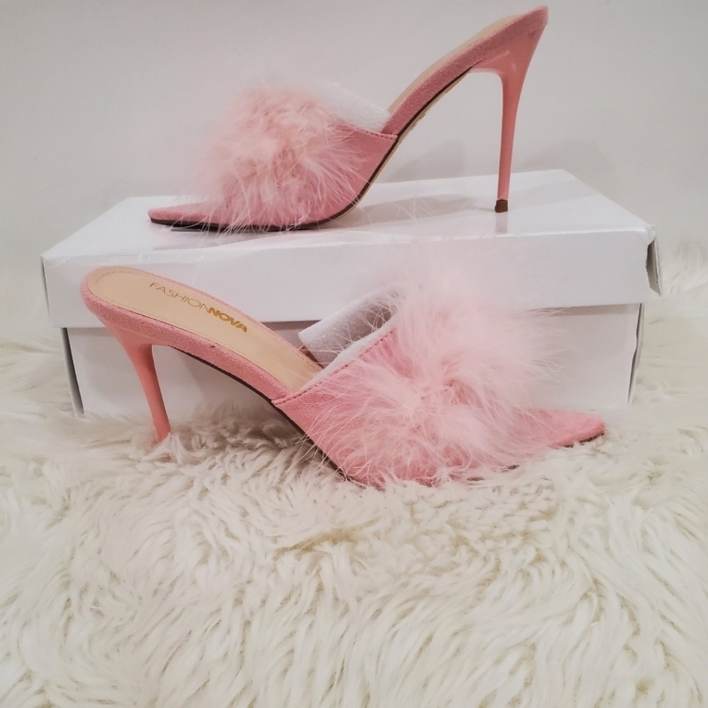 Fashion Nova Blush Feathered Heels